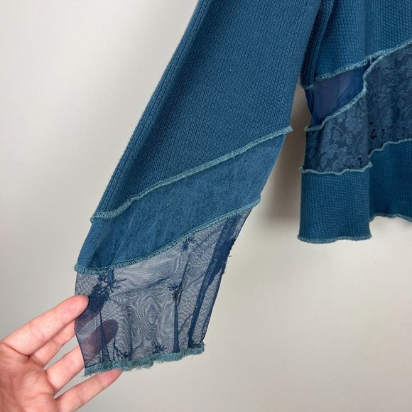 Neil & David Top Women Small Blue Art-to-Wear Thermal Lace Mesh Button Up Topper - Picture 4 of 13